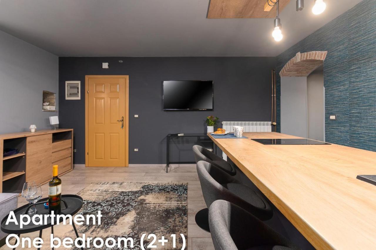 Glamour Apartments Vrsar Eksteriør bilde