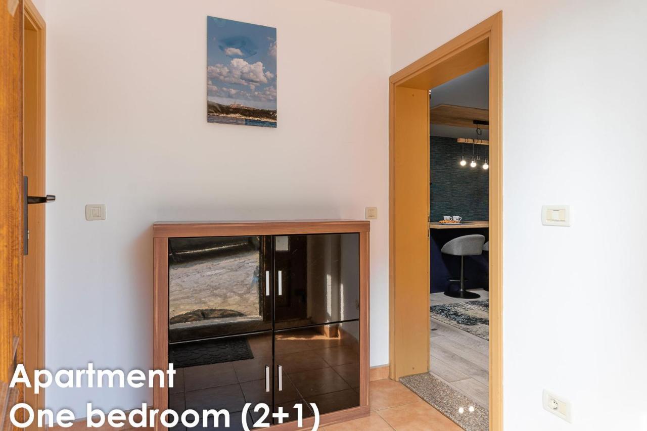 Glamour Apartments Vrsar Eksteriør bilde