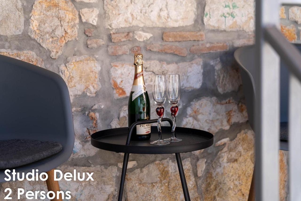 Glamour Apartments Vrsar Eksteriør bilde